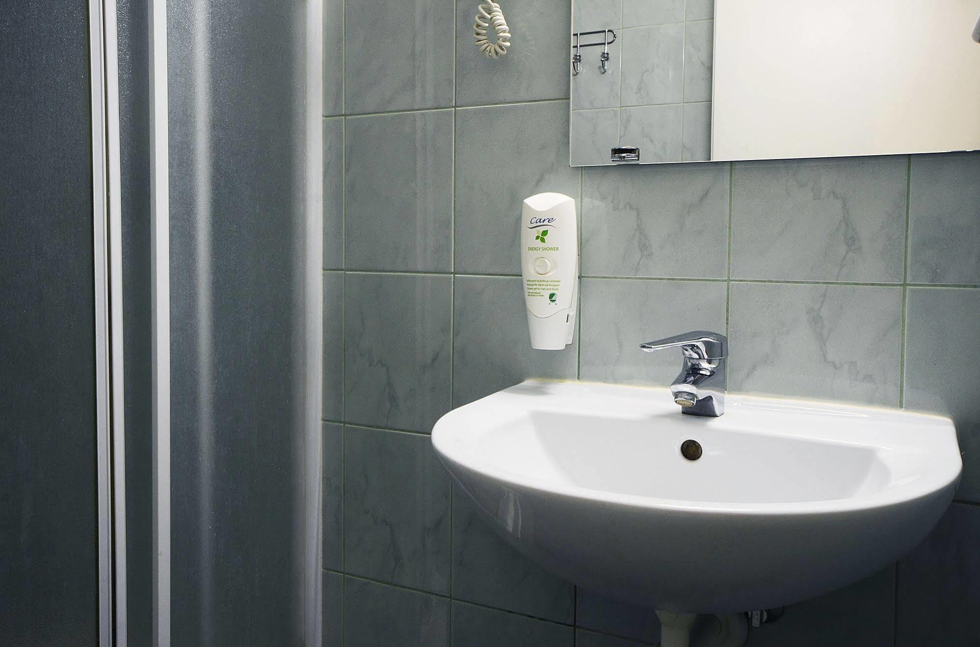 Hotel Abc Airport Рига Екстериор снимка